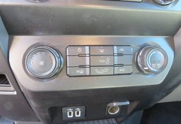 2019 Ford F-150 - Thumbnail 32