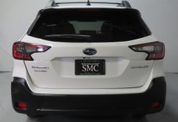 2025 Subaru Outback Premium - Thumbnail 11