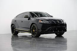 Picture of 2020 Lamborghini Urus