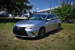 Picture of 2016 Toyota Camry