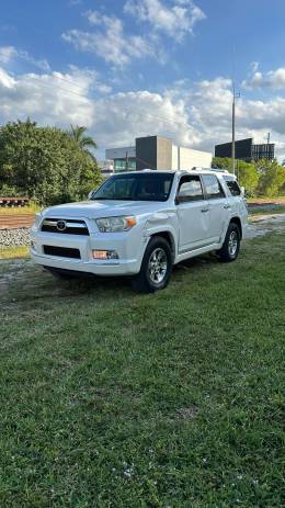 Picture of 2013 Toyota 4Runner