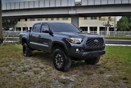 Picture of 2020 Toyota Tacoma 4WD