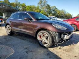 Picture of 2017 Porsche Macan