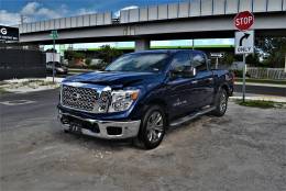 Picture of 2019 Nissan Titan