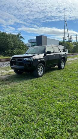 Picture of 2021 Toyota 4Runner