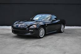 Picture of 2017 FIAT 124 Spider