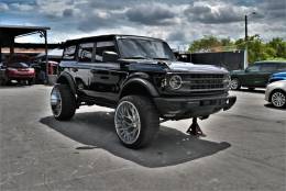 Picture of 2023 Ford Bronco