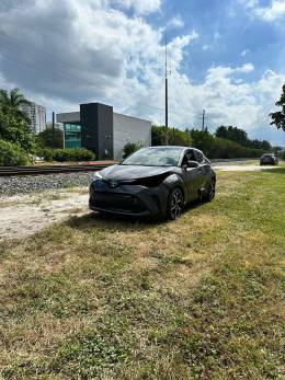 Picture of 2021 Toyota C-HR