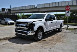 Picture of 2022 Ford Super Duty F-250 SRW