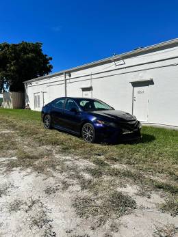 Picture of 2021 Toyota Camry