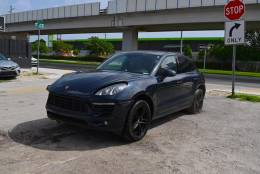 Picture of 2017 Porsche Macan