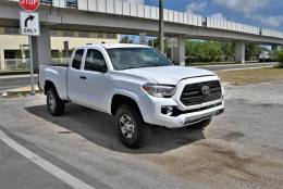 Picture of 2019 Toyota Tacoma