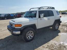 Picture of 2014 Toyota FJ Cruiser