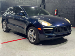 Picture of 2017 Porsche Macan