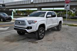 Picture of 2017 Toyota Tacoma