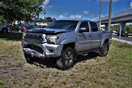 Picture of 2015 Toyota Tacoma