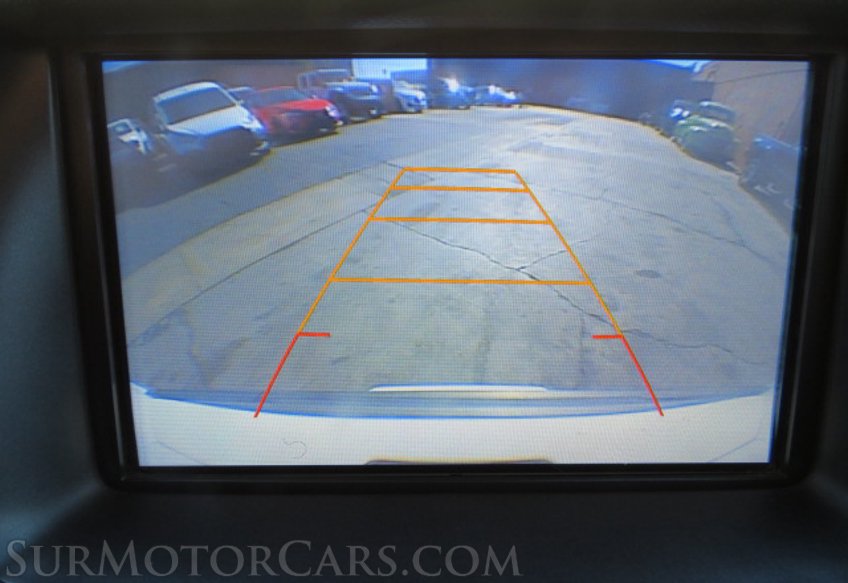 2017 GMC Yukon - Image 38