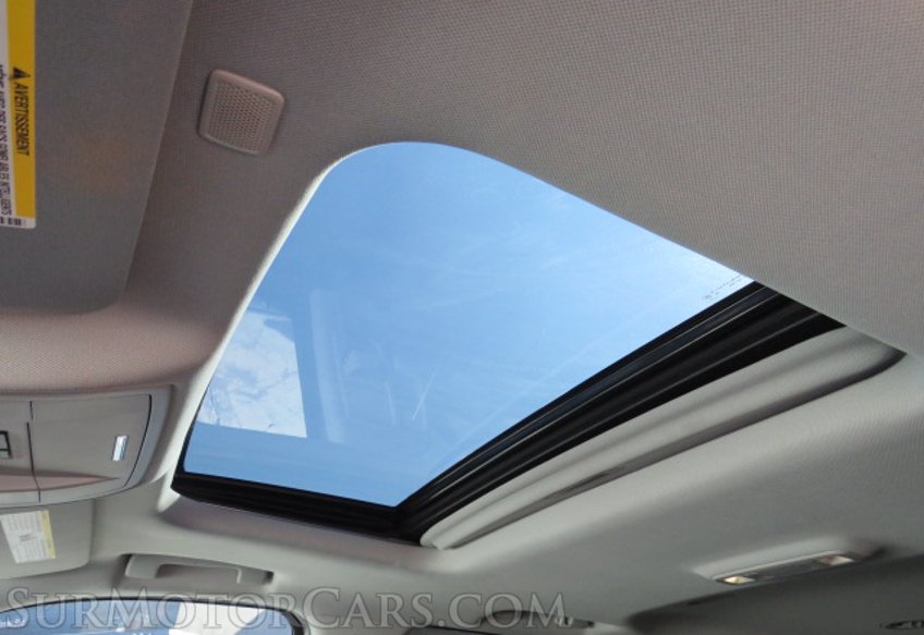 2017 GMC Yukon - Image 53