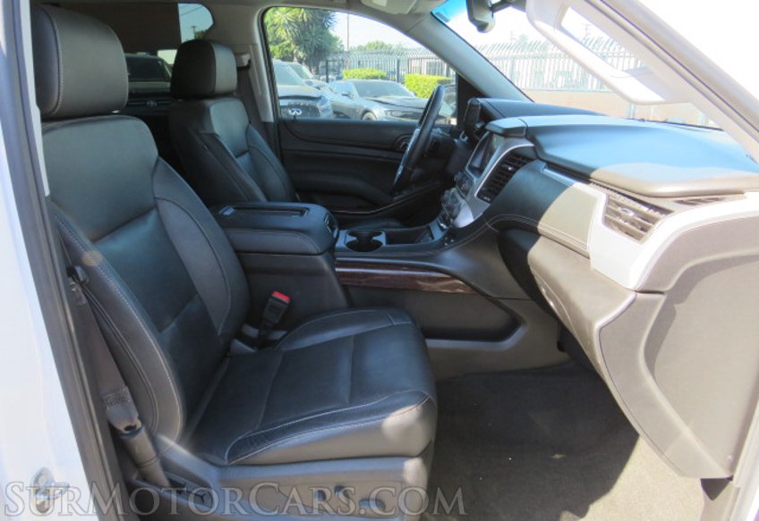 2017 GMC Yukon - Image 25