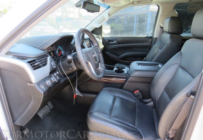 2017 GMC Yukon - Image 26