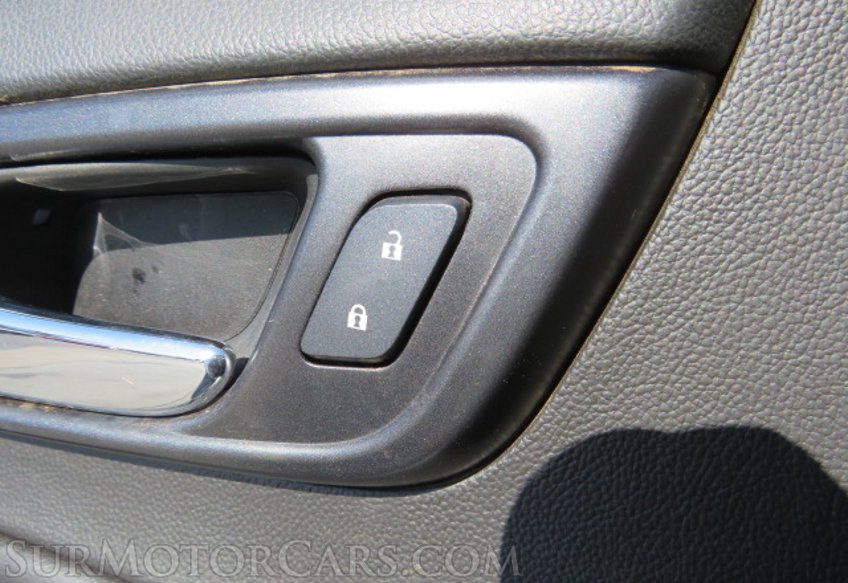 2017 GMC Yukon - Image 50