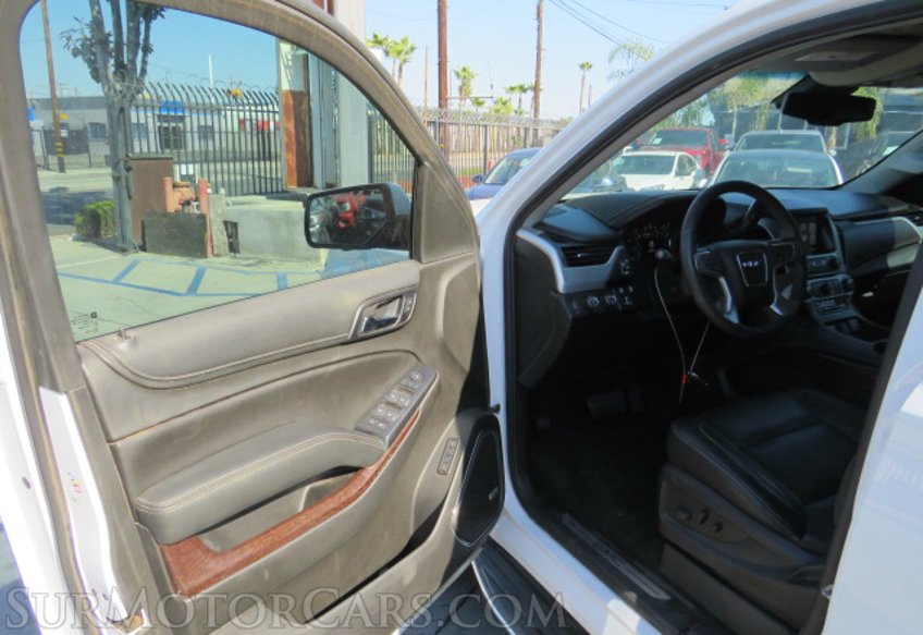 2017 GMC Yukon - Image 20