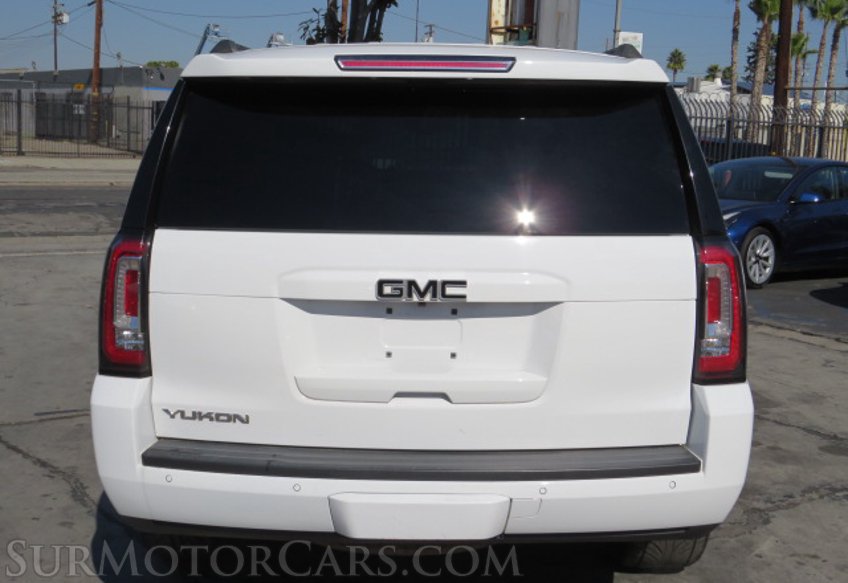 2017 GMC Yukon - Image 11