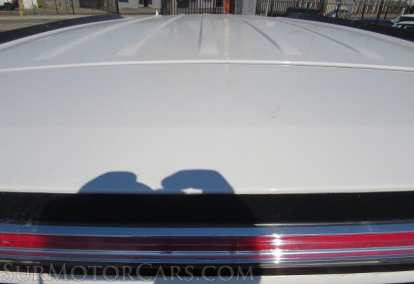 2017 GMC Yukon - Image 15