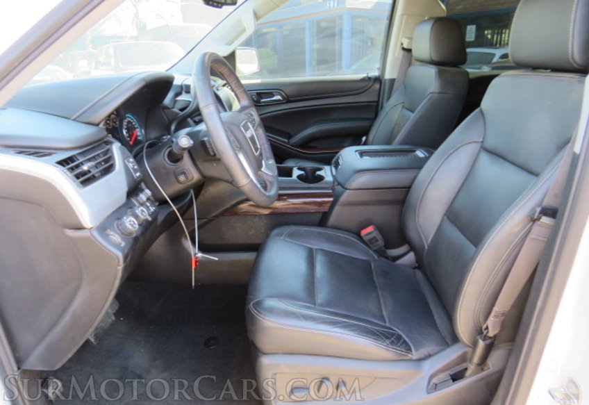 2017 GMC Yukon - Image 24