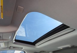 2017 GMC Yukon - Image 53