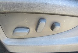 2017 GMC Yukon - Image 55