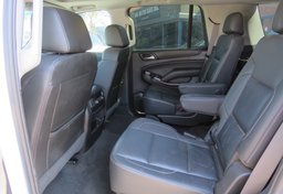 2017 GMC Yukon - Image 28