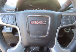 2017 GMC Yukon - Image 45