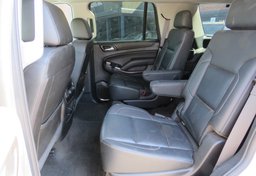 2017 GMC Yukon - Image 30