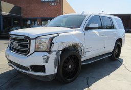 2017 GMC Yukon - Image 3