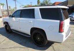 2017 GMC Yukon - Image 9