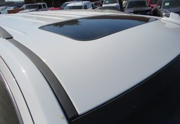 2017 GMC Yukon - Image 14