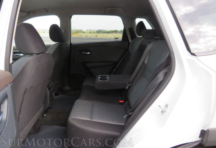 2023 Nissan Rogue - Image 32