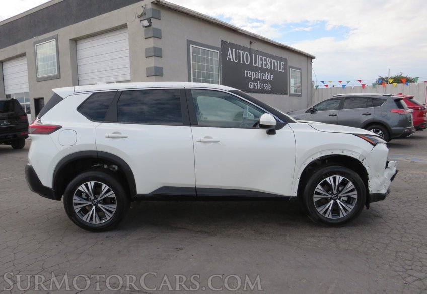 2023 Nissan Rogue - Image 9