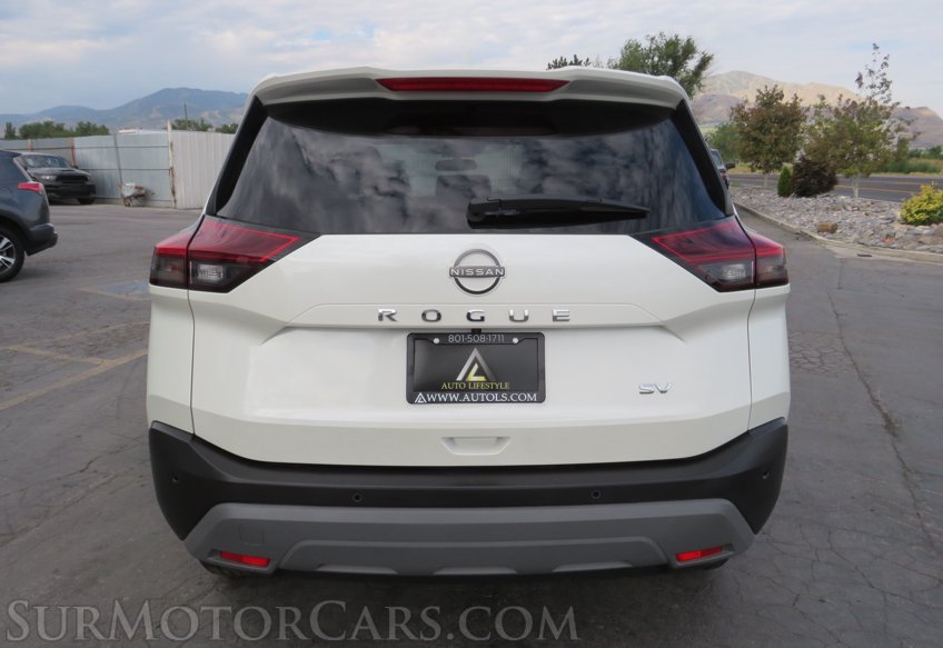 2023 Nissan Rogue - Image 12