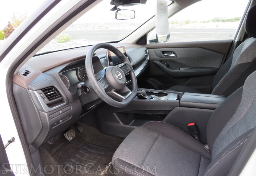 2023 Nissan Rogue - Image 25