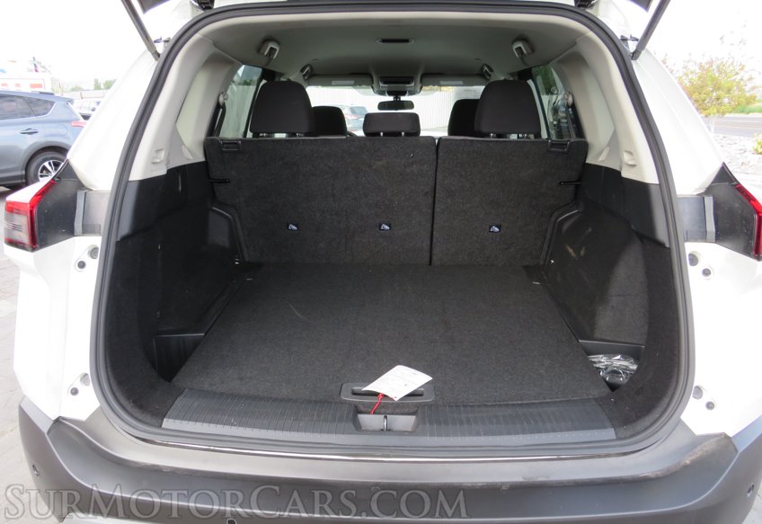 2023 Nissan Rogue - Image 33