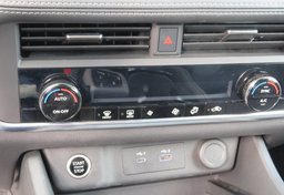 2023 Nissan Rogue - Image 41