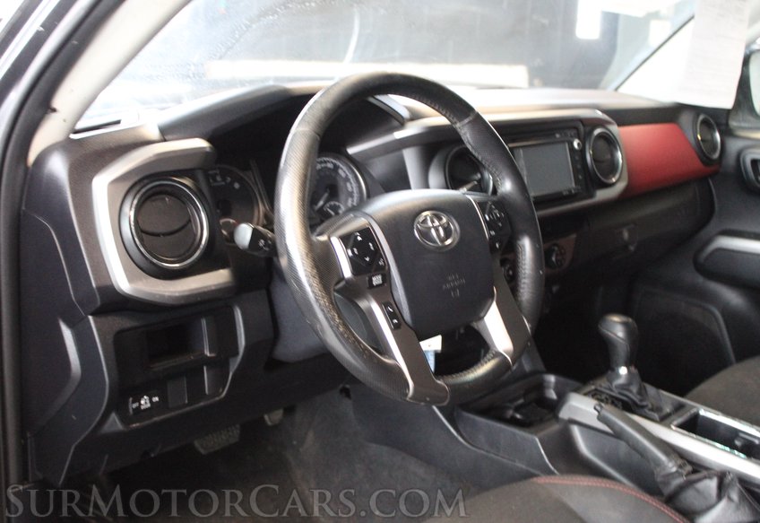 2017 Toyota Tacoma 4x4 SR V6 - Image 27