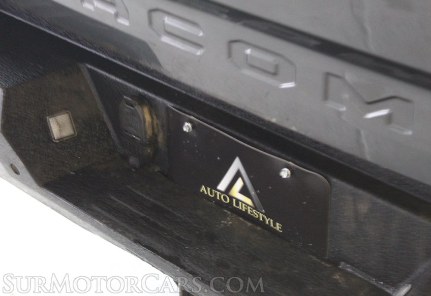 2017 Toyota Tacoma 4x4 SR V6 - Image 21