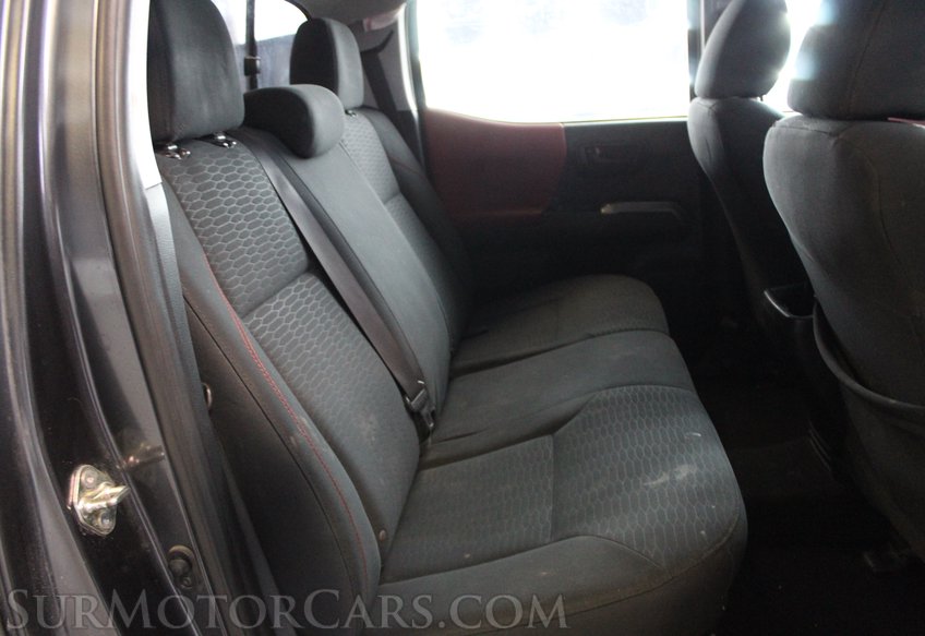 2017 Toyota Tacoma 4x4 SR V6 - Image 30