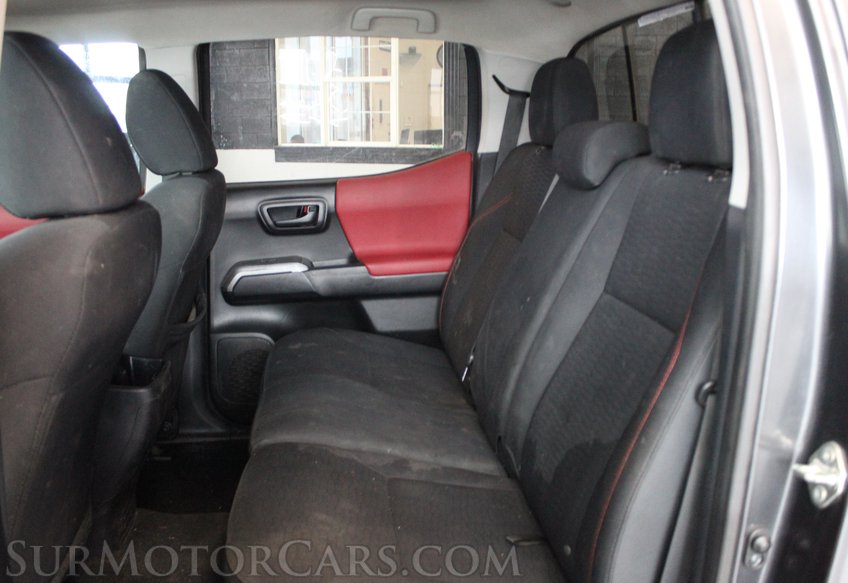 2017 Toyota Tacoma 4x4 SR V6 - Image 29