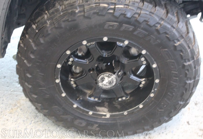 2017 Toyota Tacoma 4x4 SR V6 - Image 44