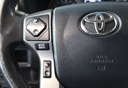 2017 Toyota Tacoma 4x4 SR V6 - Image 33