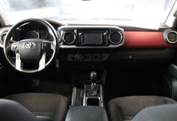 2017 Toyota Tacoma 4x4 SR V6 - Image 26